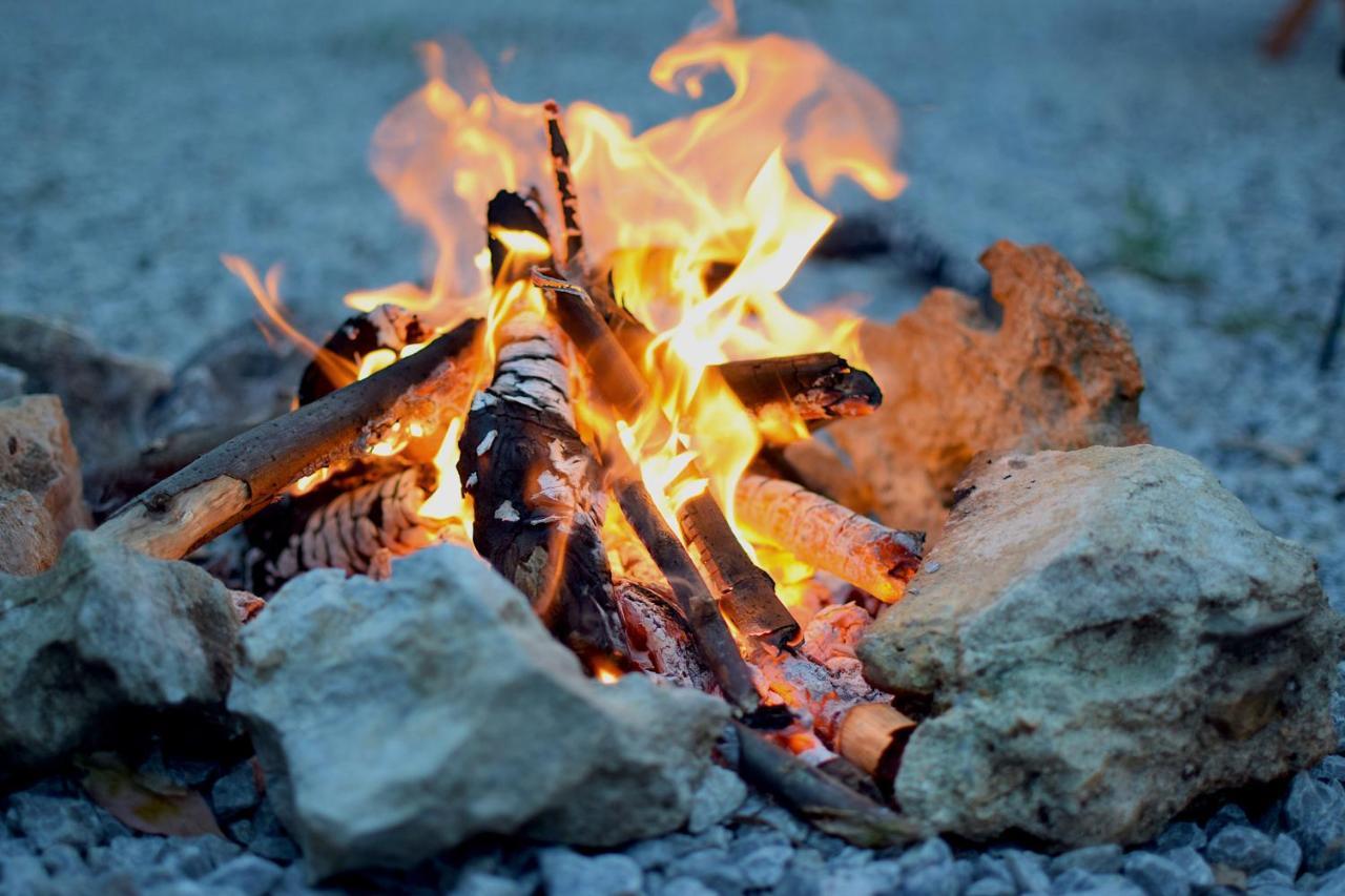 Yanbaru Bbq Campsite Wakugawa ภายนอก รูปภาพ